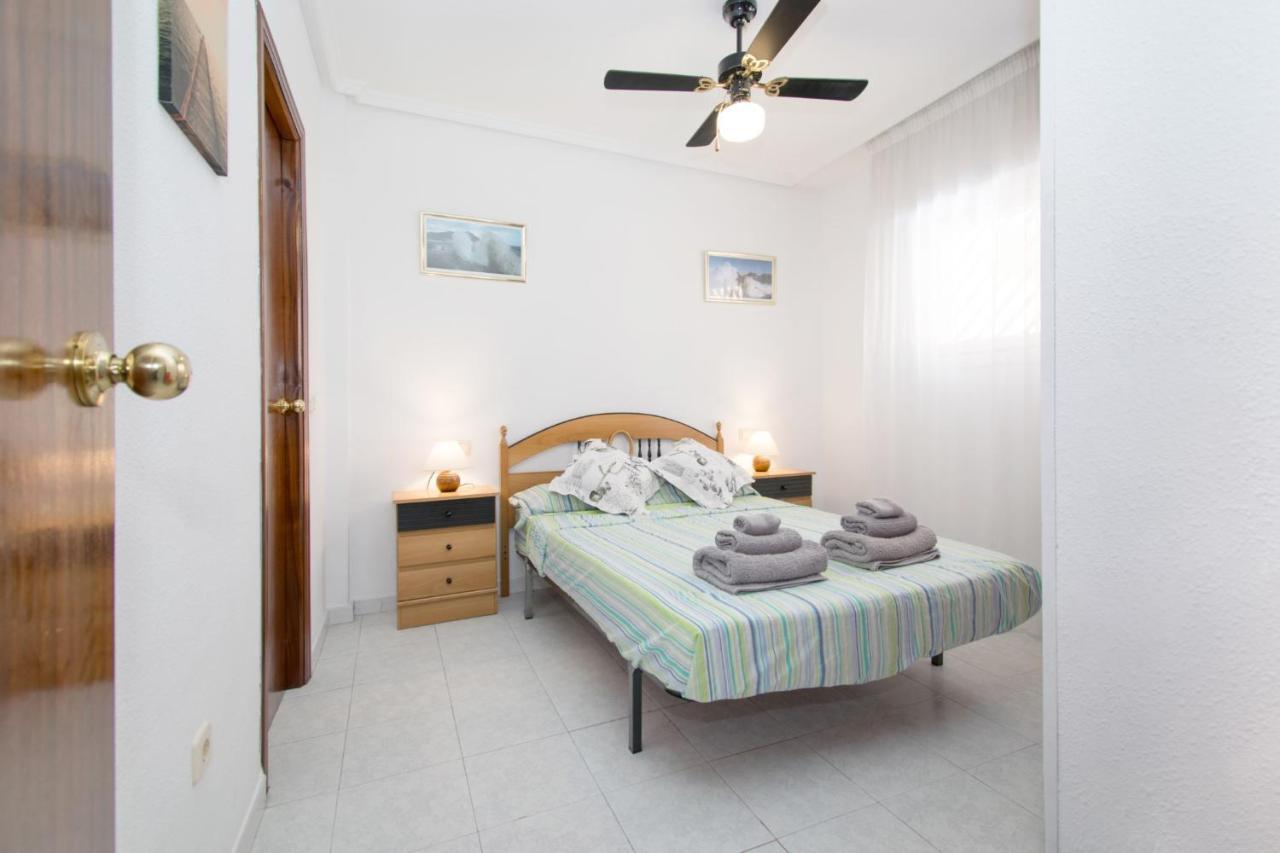 016 Happiness Apartment - Alicante Holiday Torrevieja Exterior photo