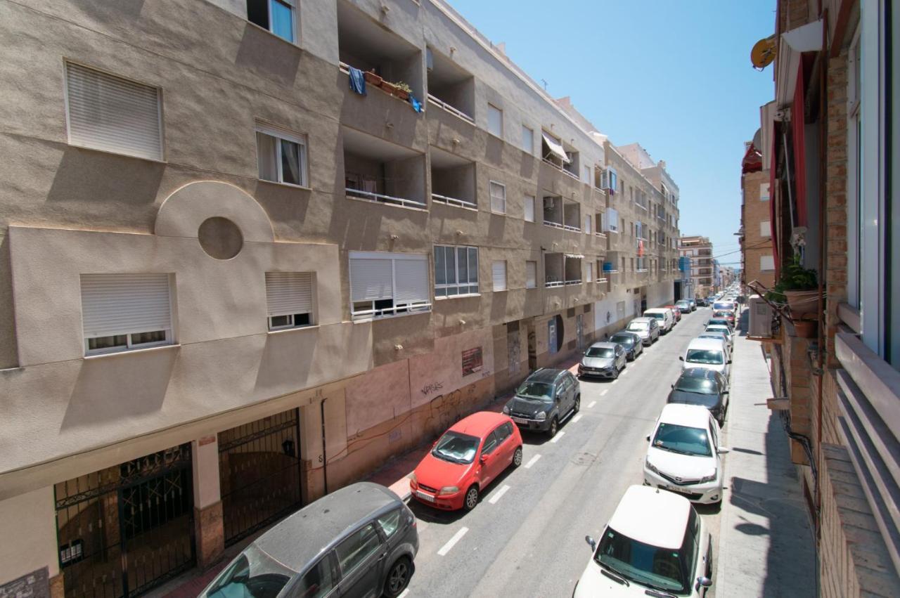 016 Happiness Apartment - Alicante Holiday Torrevieja Exterior photo
